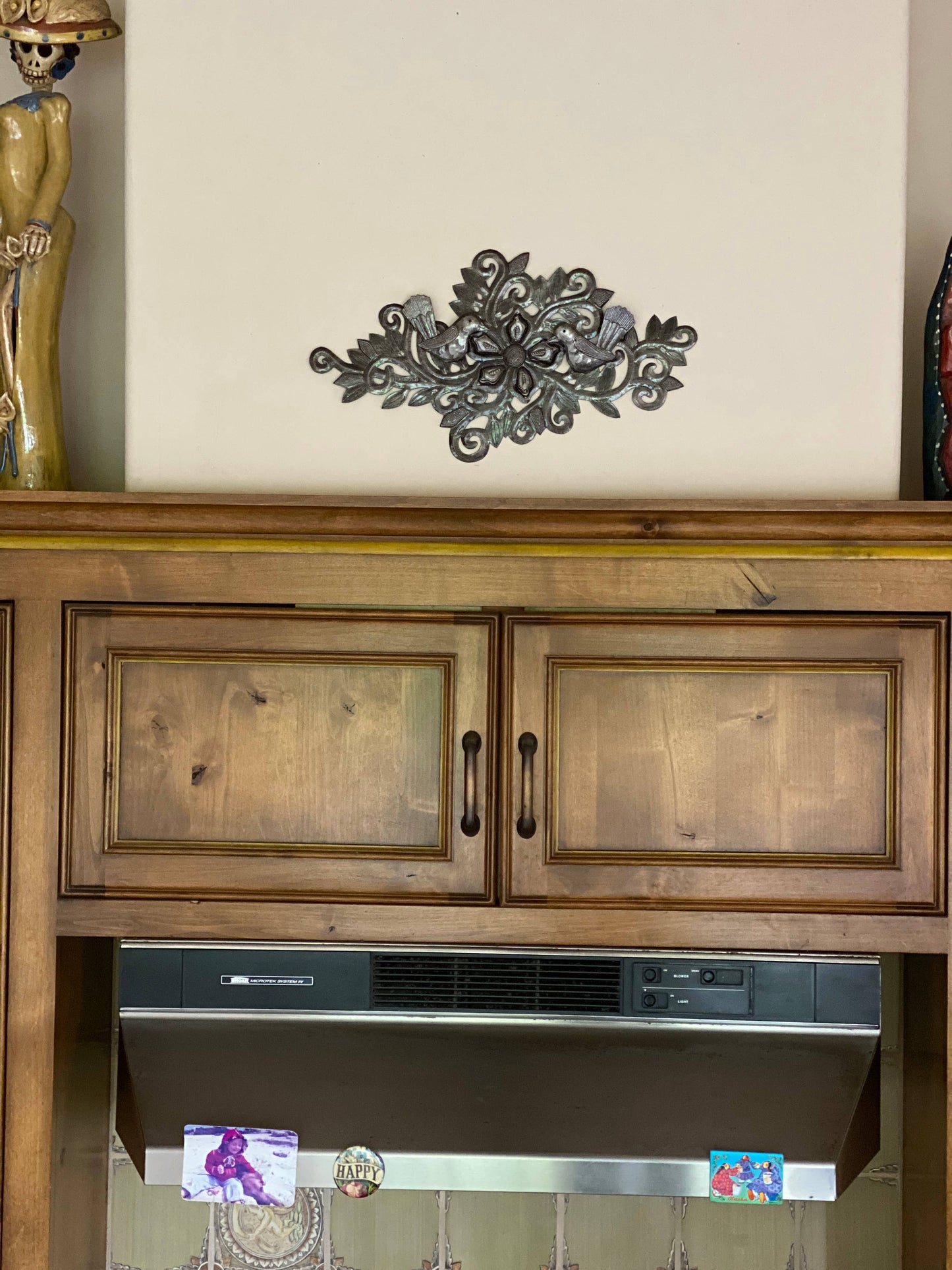 19" x 9.5" Floral Metal Wall Art, Spring Garden Decor