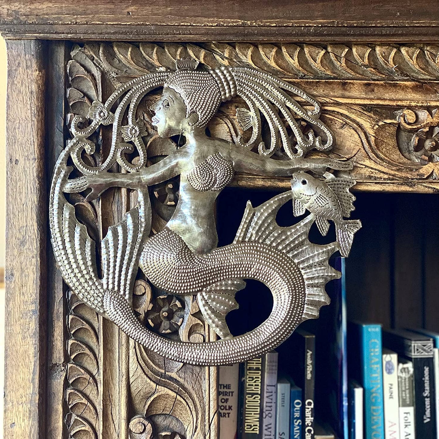 Wall Hanging Mermaid,11 Inch Round, Beach Theme Home Decor, Handmade Haiti