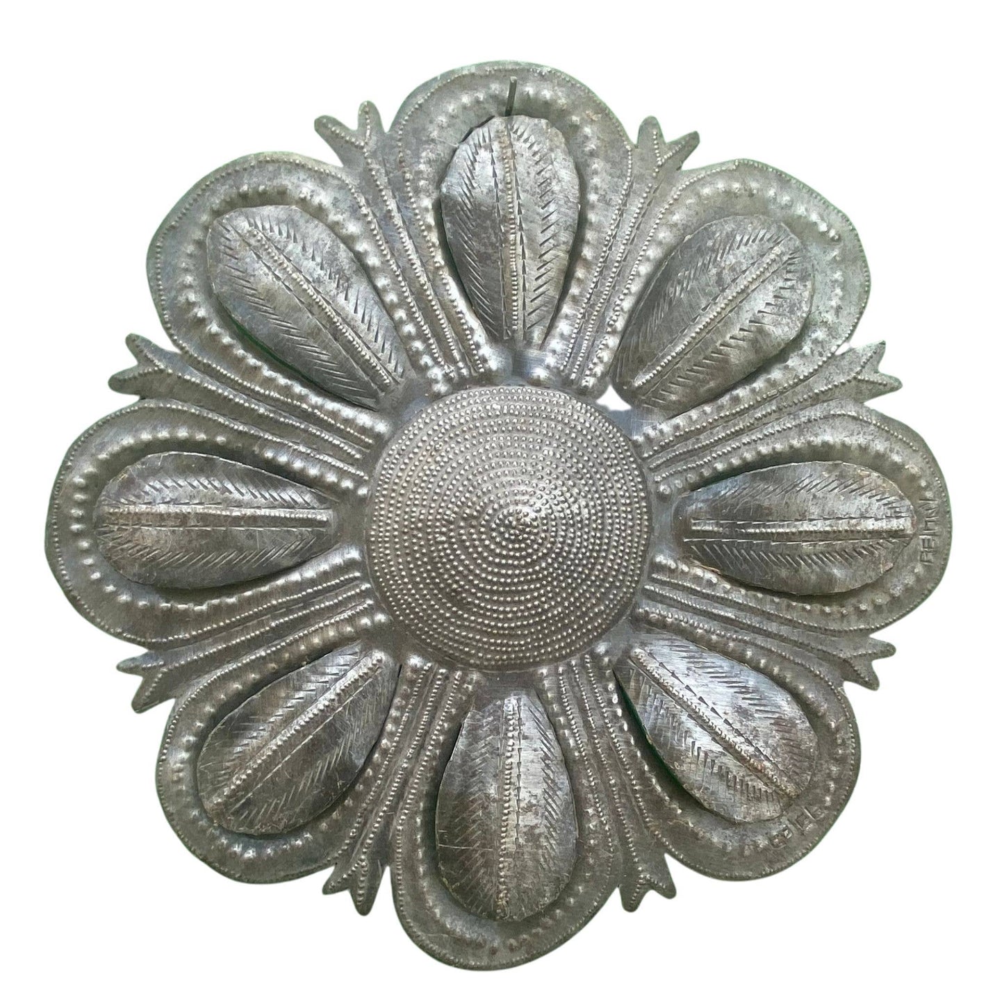 Haitian Metal Daisy with 3-D Petals, Garden Flower Decor 10"